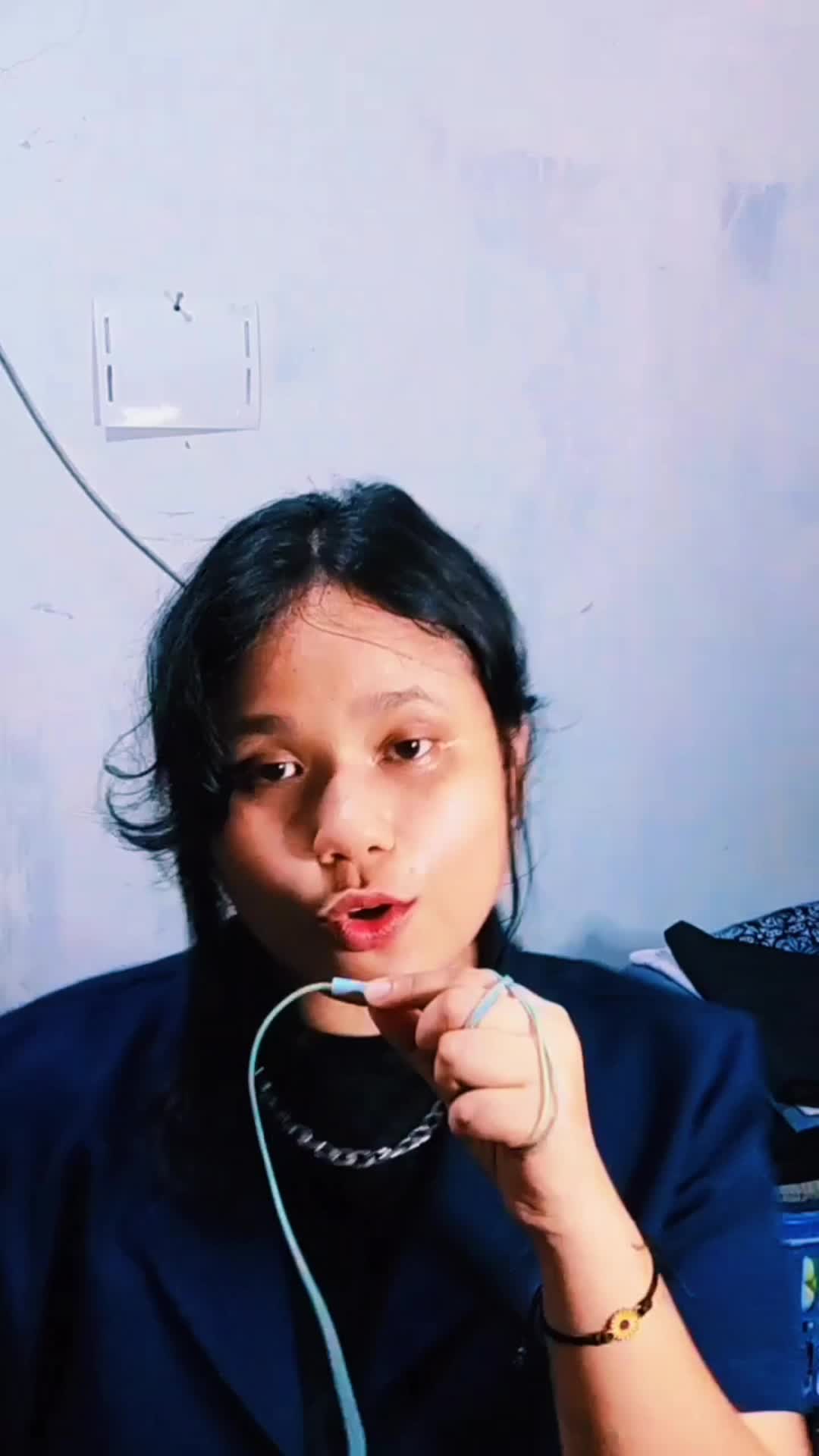 XF1 2021 SOLO ELIZABETH VANIA 25 BEKASI BTS-BUTTER