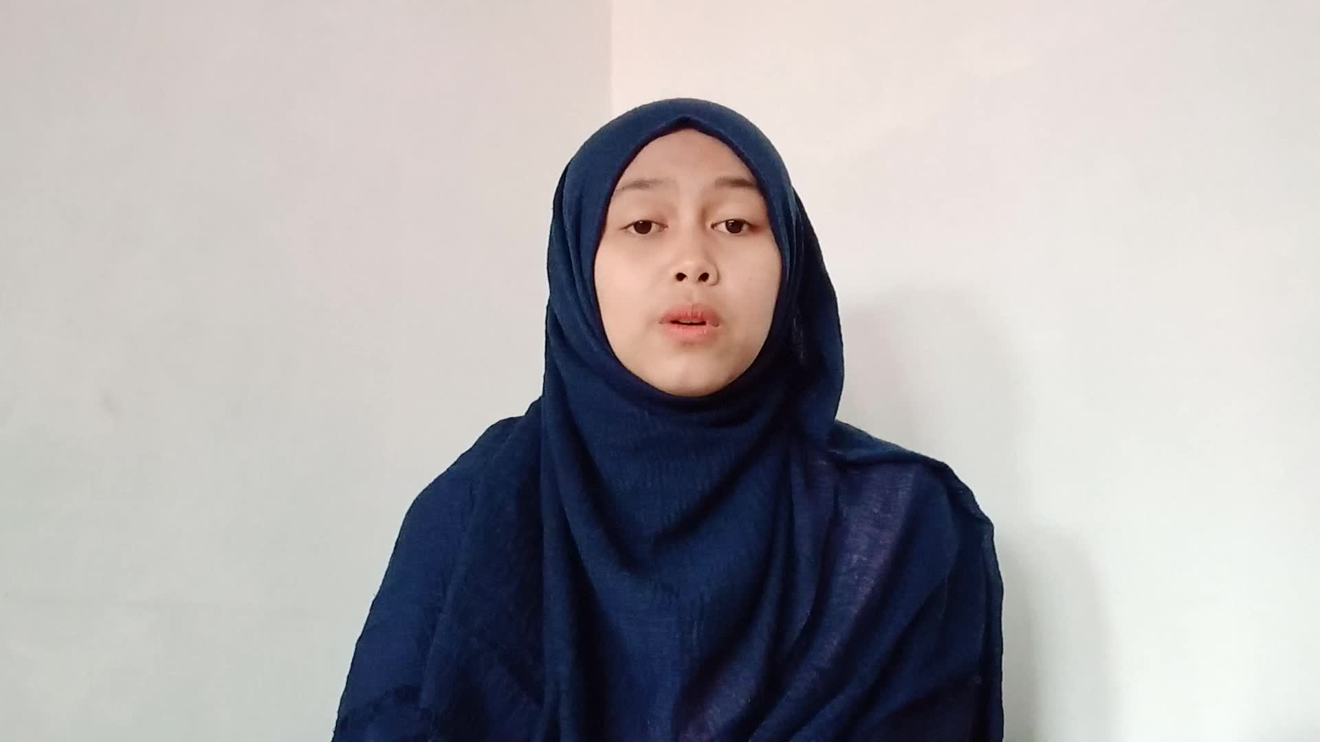 Nama : Ai Farida         TTL : Bandung 20 Juni 1997       Asal : Bandung Barat 