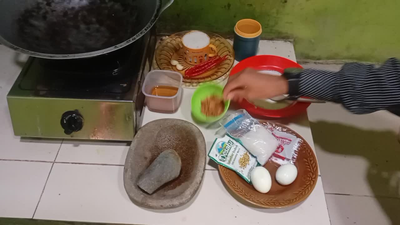 Depri_Nasi dan Opor Telur Ayam 