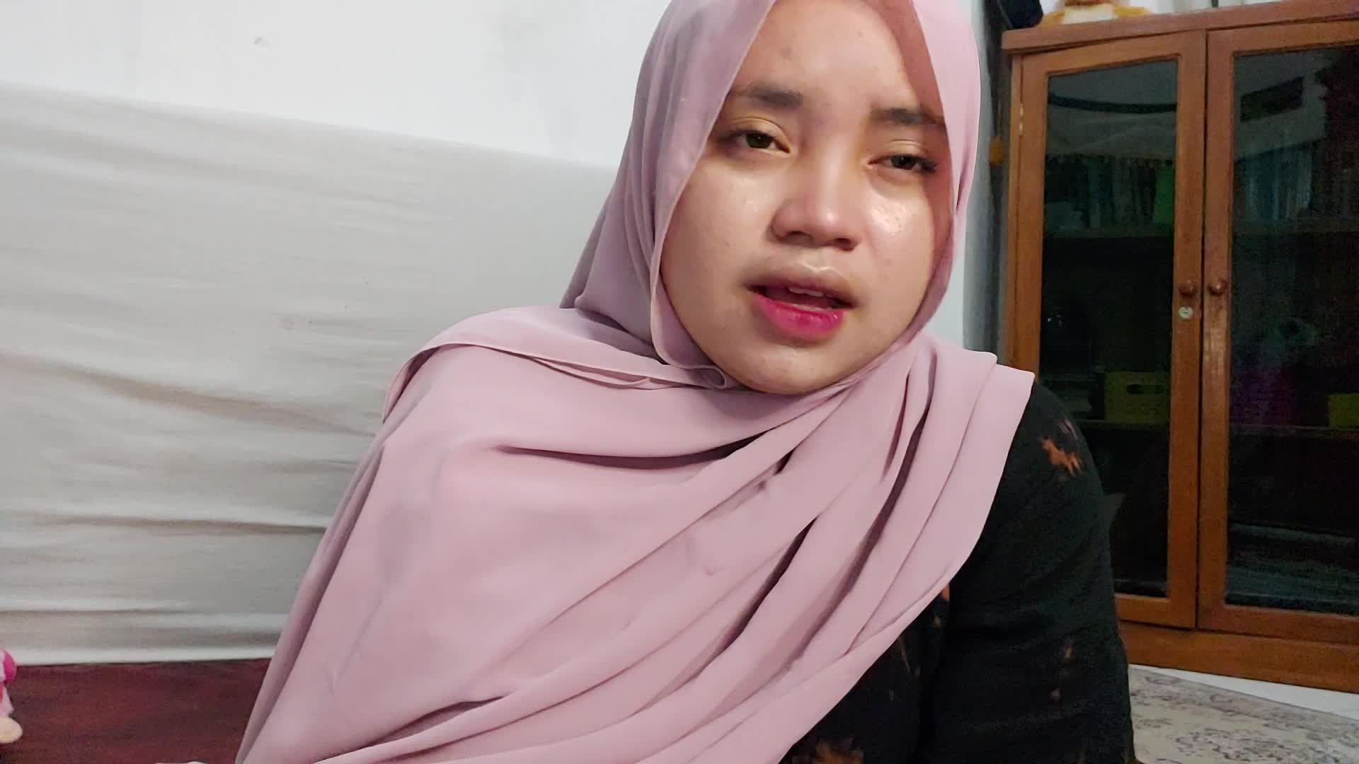 aku Beti Rohmatillah asal dari Sukabumi pengen bnget ikutan audisi ini.. smoga lolos ya kaaa