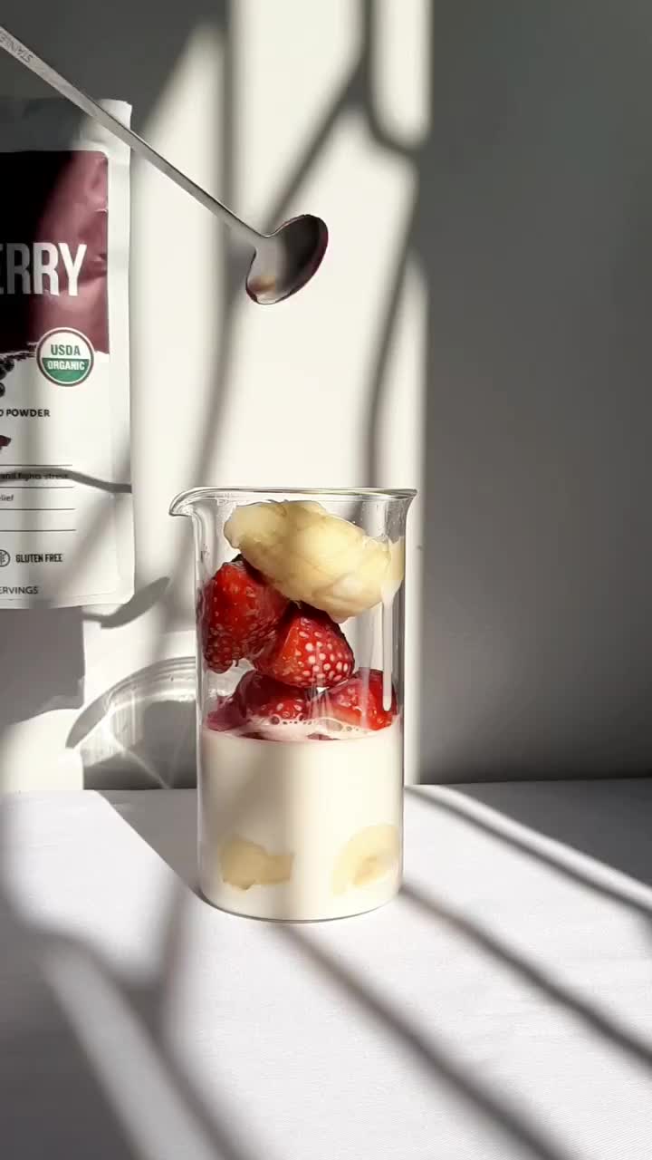 How to make: Strawberry banana smoothie