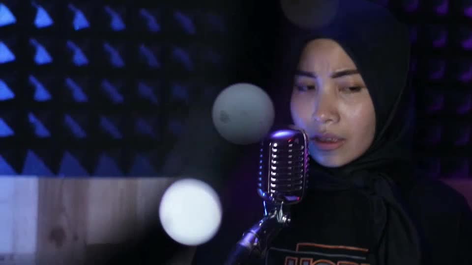 Arif Riffo Ft.Wenty & Larasati_Cover Emas Hantaran ( Yolanda Ft. Arief )_Banyumas