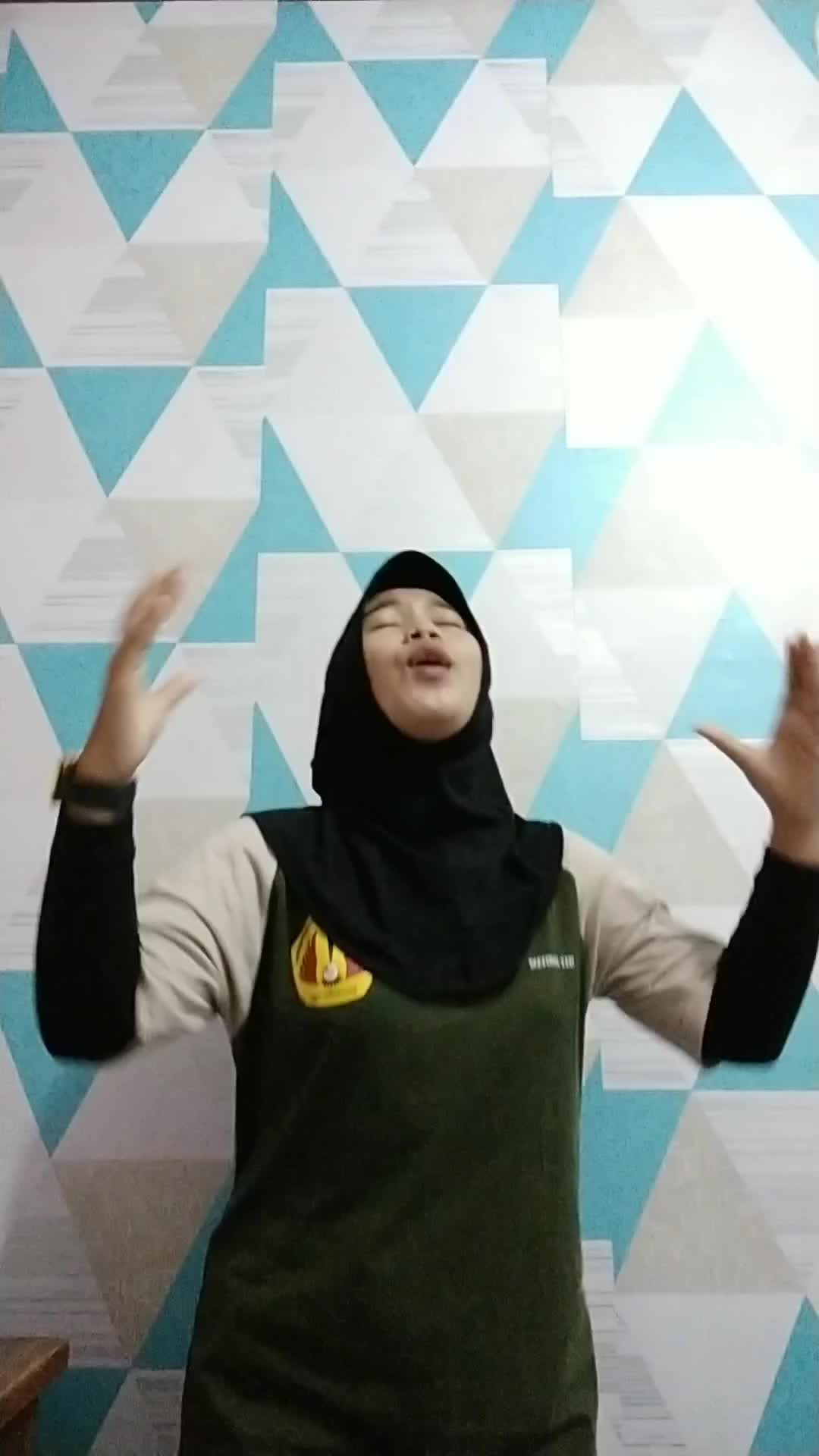 KDI2021 SELYINDRIYANI TASIKMALAYA 18 TAHUN FATAMORGANA#ONLINEAUDITIONKDI2021
