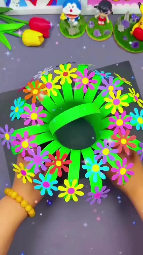 Cara membuat hiasan bungan dengan kertas