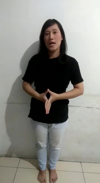 Video Perkenalan Diri Yuliana Arlista
