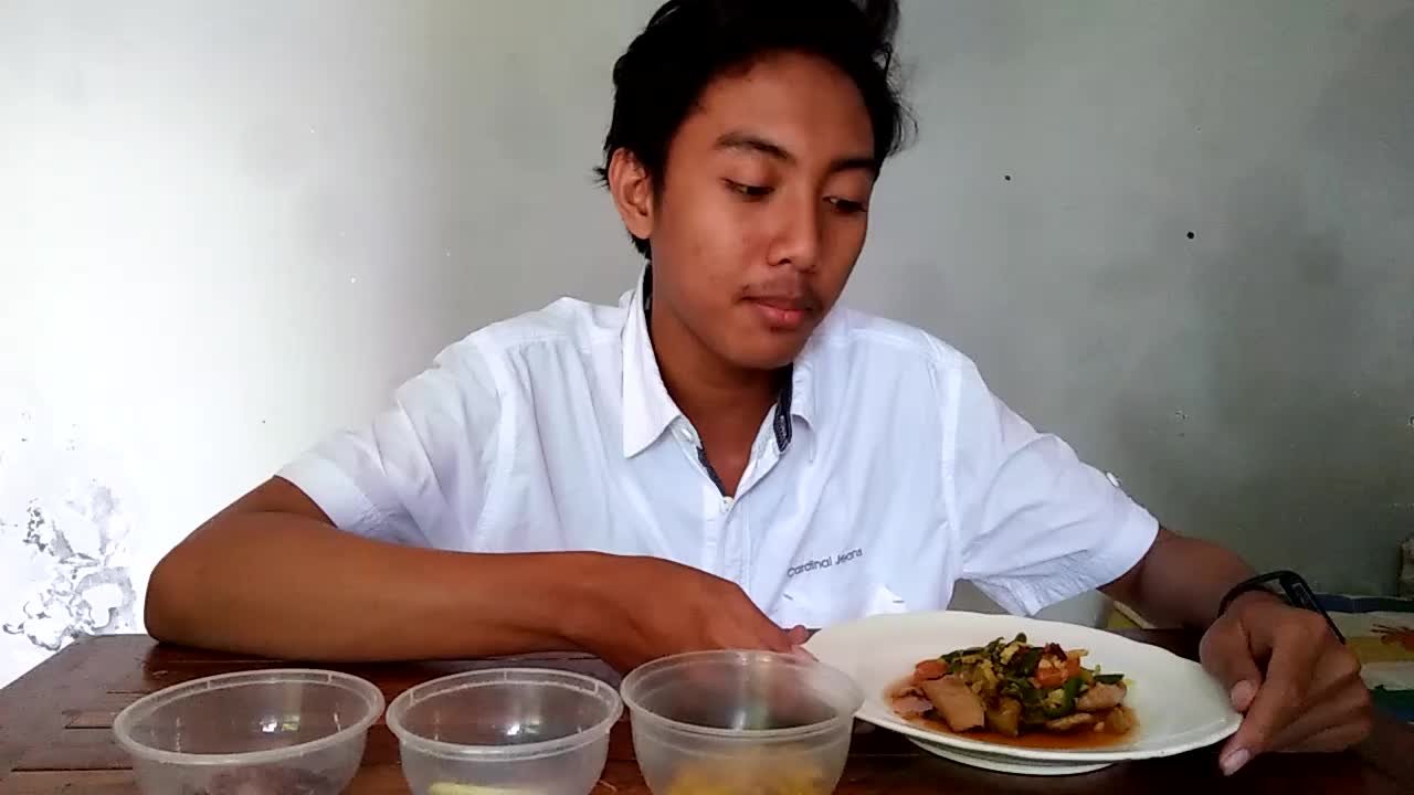 AYAM LOMBOK IJO_ Rio Diky Irawan_21 tahun_Semarang_Penjual Makanan Online #onlineauditionmci8