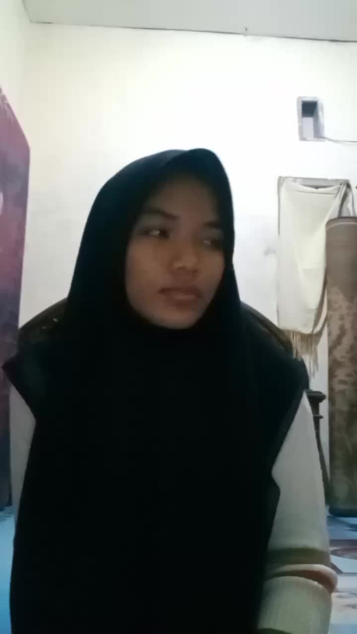 Bissmillahirohmanirohin,Nama=Siti Khoirunnisa,Umur=14tahun.# Acting Challeng@putri untuk Pangerang .