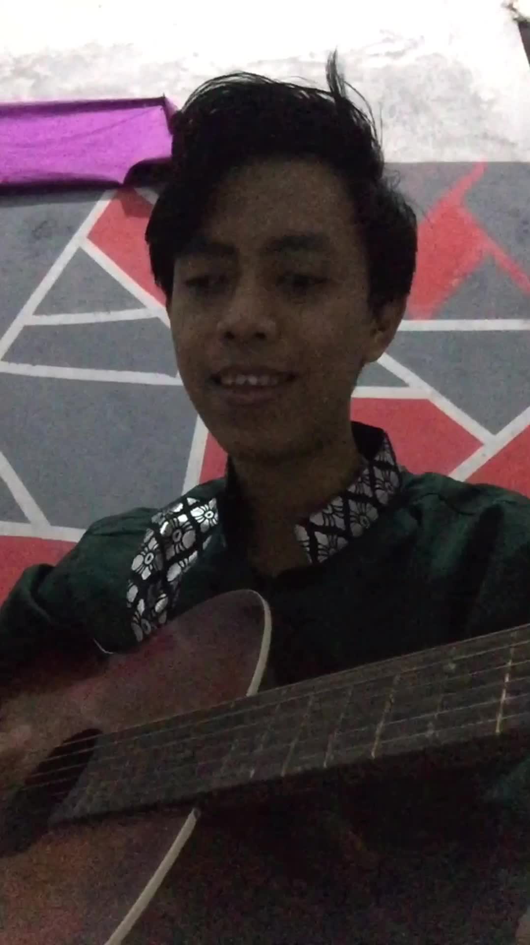 Nama : Angga Martadinata 
Umur : 27 tahun 
Asal : Serang Banten 
Judul lagu : Sajadah Panjang , Bimbo
Audisi voice of ramadhan 2022 