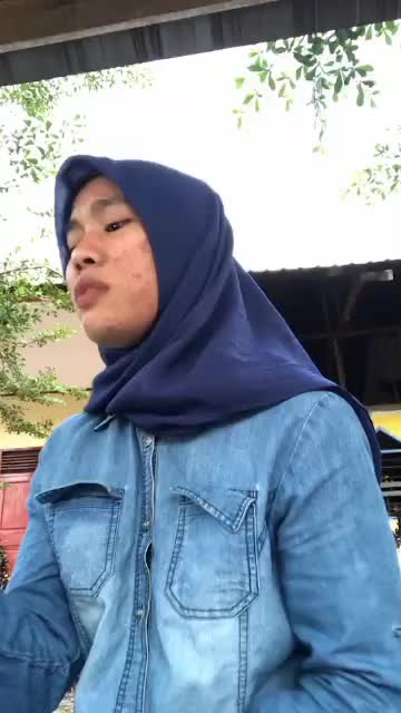 XFI2021 SOLO PUJA AMALIA 21 TAHUN POLEWALI MANDAR SULBAR HERE'S YOUR PERFECT AND I SURRENDER 