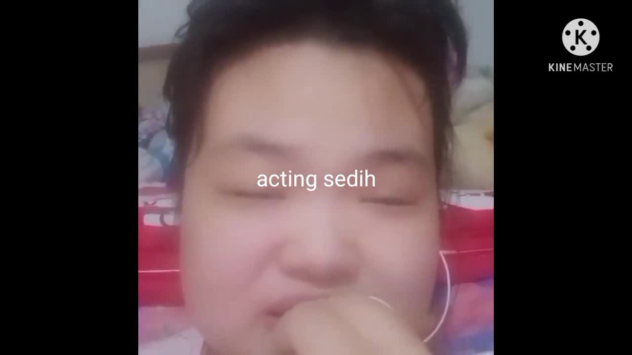 acting sedih angel 19 tahun 