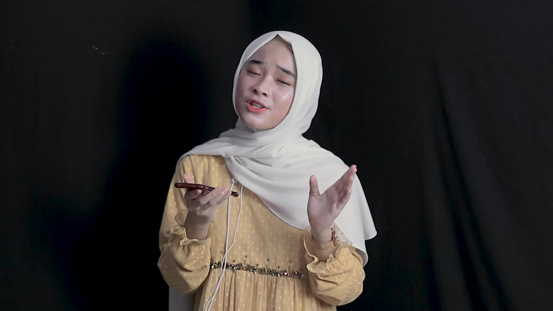 Adistia Nahya, 15th, Tangerang, SYAIKHONA