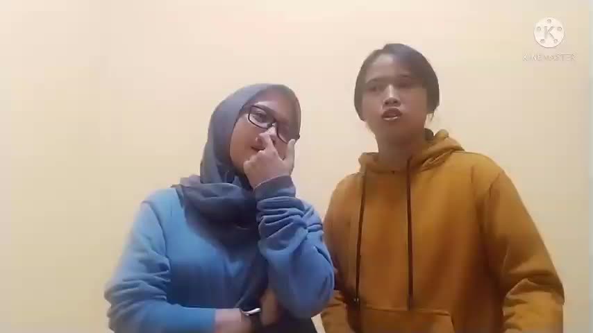 Rina kurniawati, umur 25thn dan visca tifanny, umur 23thn dari kota Majalengka, nama group kita MENSAN (temen kosan). semoga beruntung ☺️