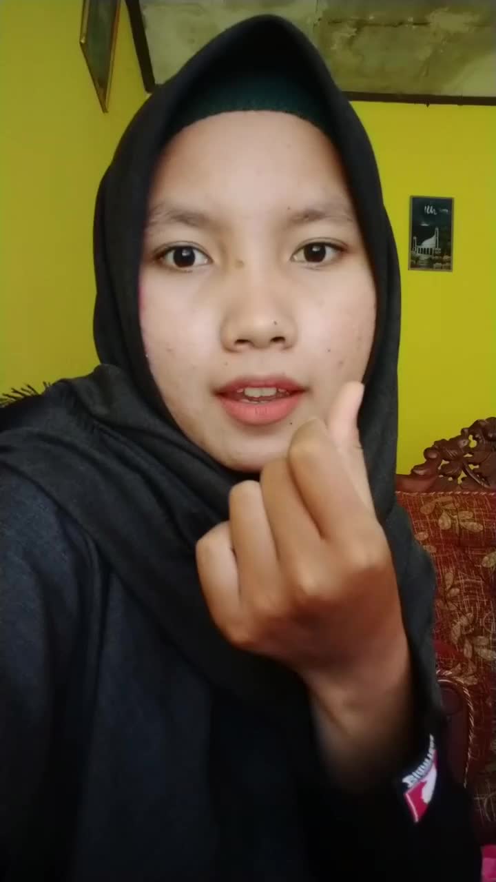 Butuh nya Rp. Karena cinta ngga bisa bikin kenyang. tapi Rp bisa buat beli makan.