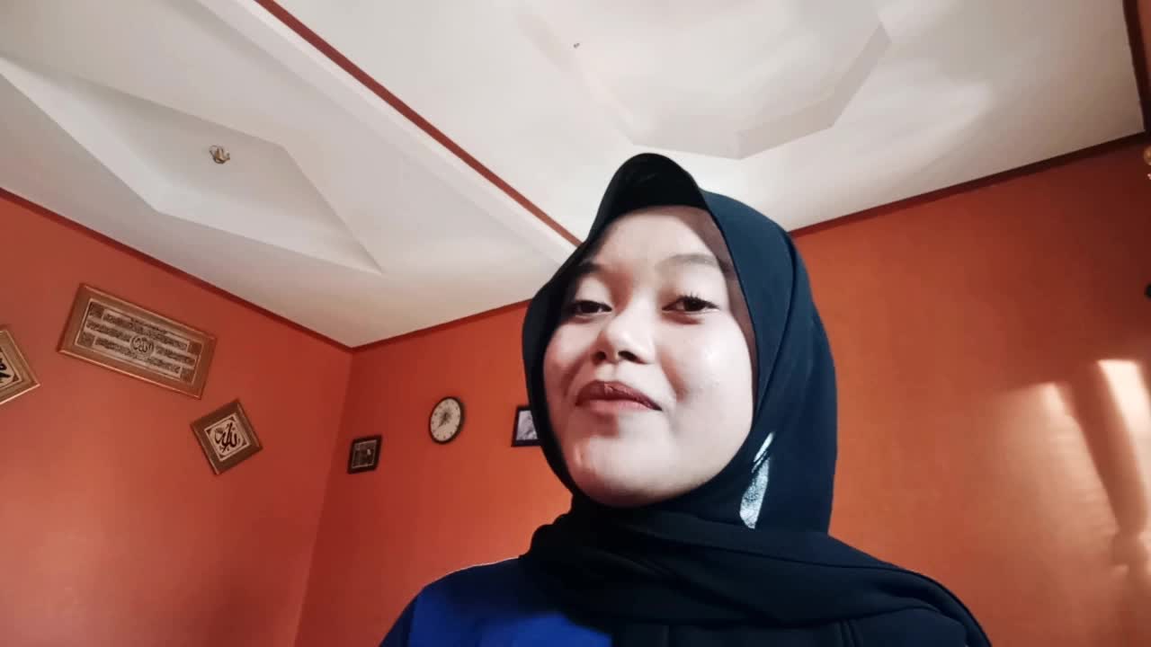 Magfirli_18 Tahun_Kota Palu_Aisyah Istri Rasulullah #voiceoframadangtv