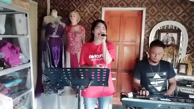 Nama: Tian usia:24tahun Dari:tasikmalaya Kategori:Solo #ONLINEAUDITIONRISINGSTARINDONESIADANGDUT