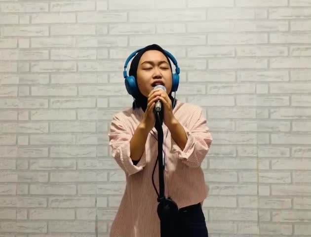 TINBS Tarizka Nurjanah Bandung 20thn Hati Siapa Tak Luka
