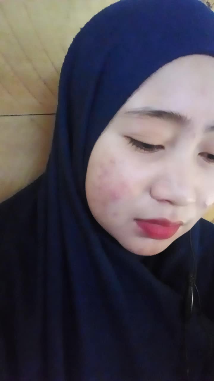 Assalamu'alaikum nama saya karmila bisa dipanggil mila, umur saya 22 tahun, saya akan #AUDISIONLINERISINGSTARDANGDUTINDONESIA