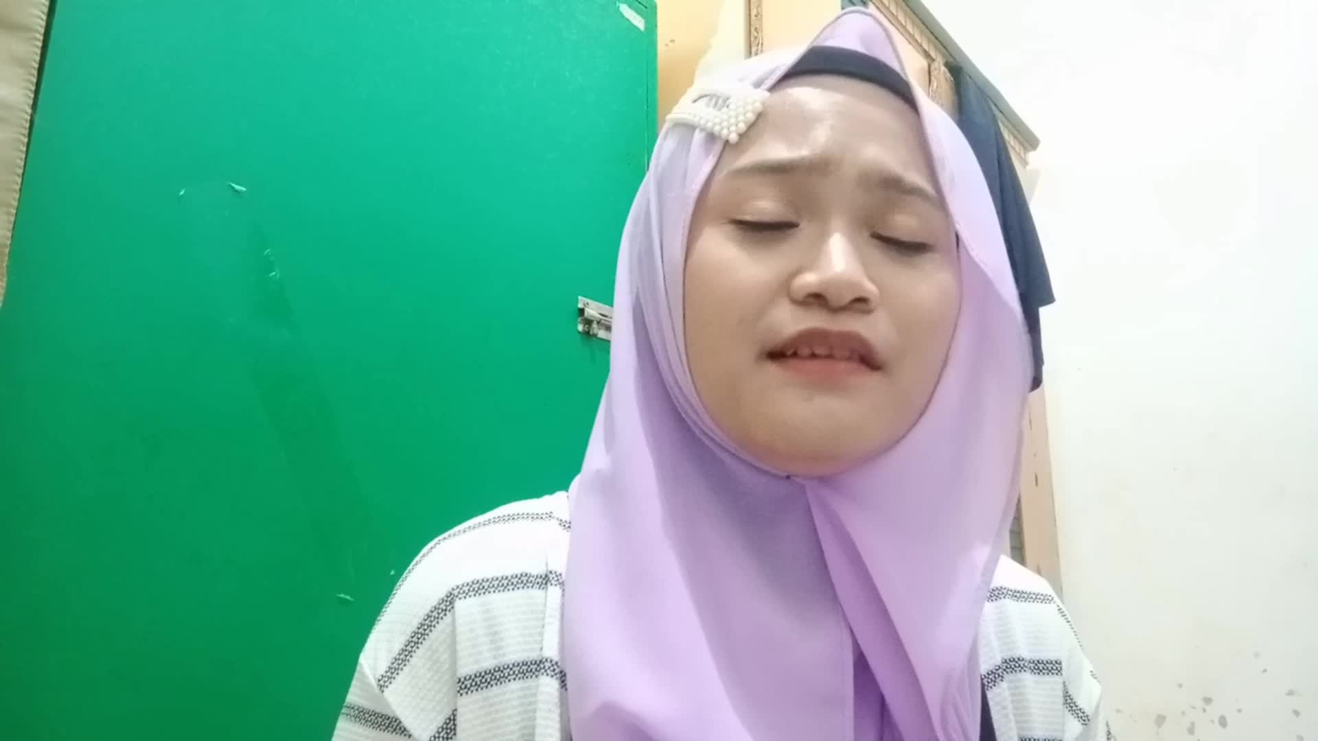 nama_Dilla Heni Pertiwi_umur_20th_asal_sarolangun jambi_judul lagu_kullul kullub