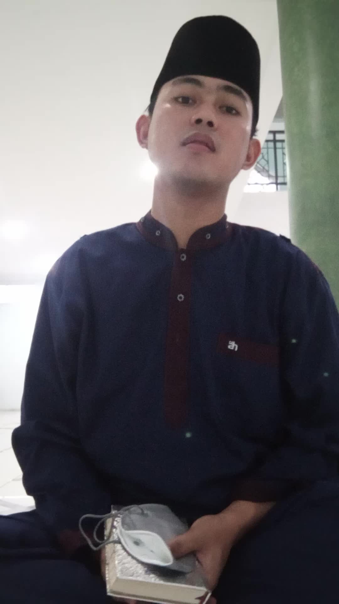 Gara_27_bandung_Astaghfirullah "Banyakin istighfar yah,dunia semakin ga lucu becandanya" #voiceoframadhangtv