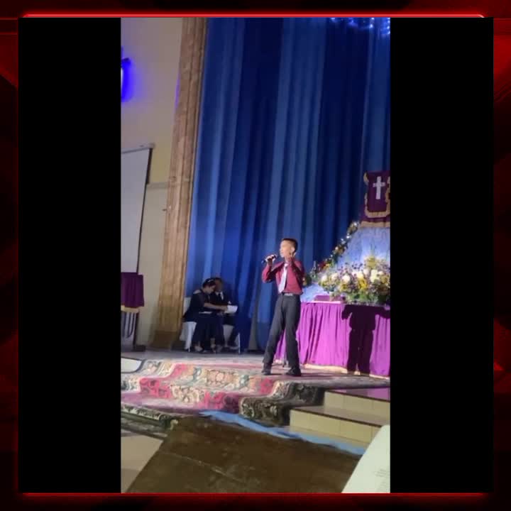 XF12023 SOLO NAMA: BESTRAN HUTAGALUNG USIA: 19 KOTA DOMISILI: KOTA MEDAN  JUDUL LAGU: YOU RAISE ME UP