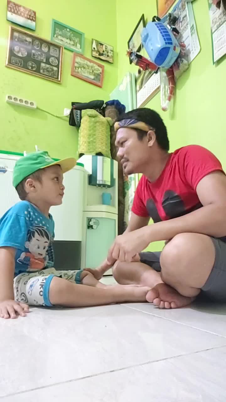 (Aku ga mau di bodohin Vs toLong pak) di buang sayang toLong bantu Love vote foLow share komen thanks for watching