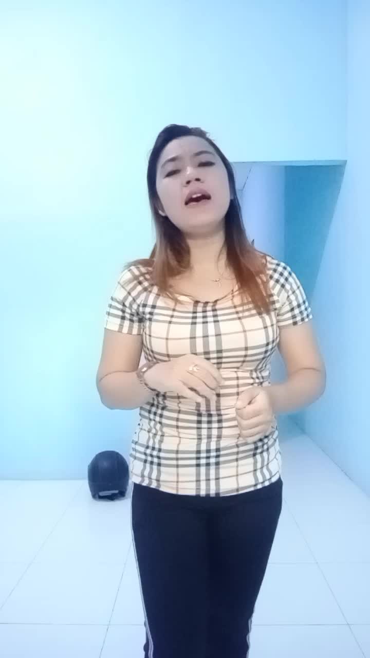 #Rizky Nuraini villa#Kalimantan barat#pontianak#23-10-1993#judul lagu cinta dan dilema# audisionlinekdi2021