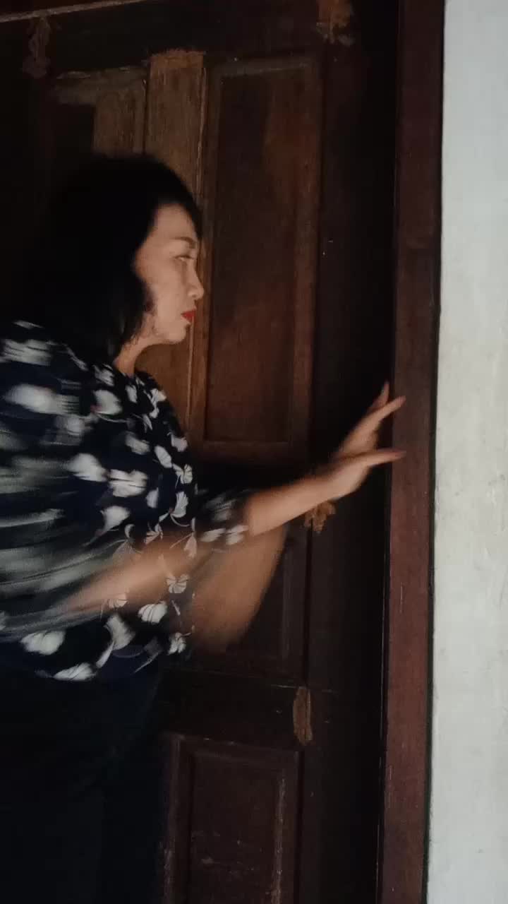 KENAPA GAK DIANGKAT? 