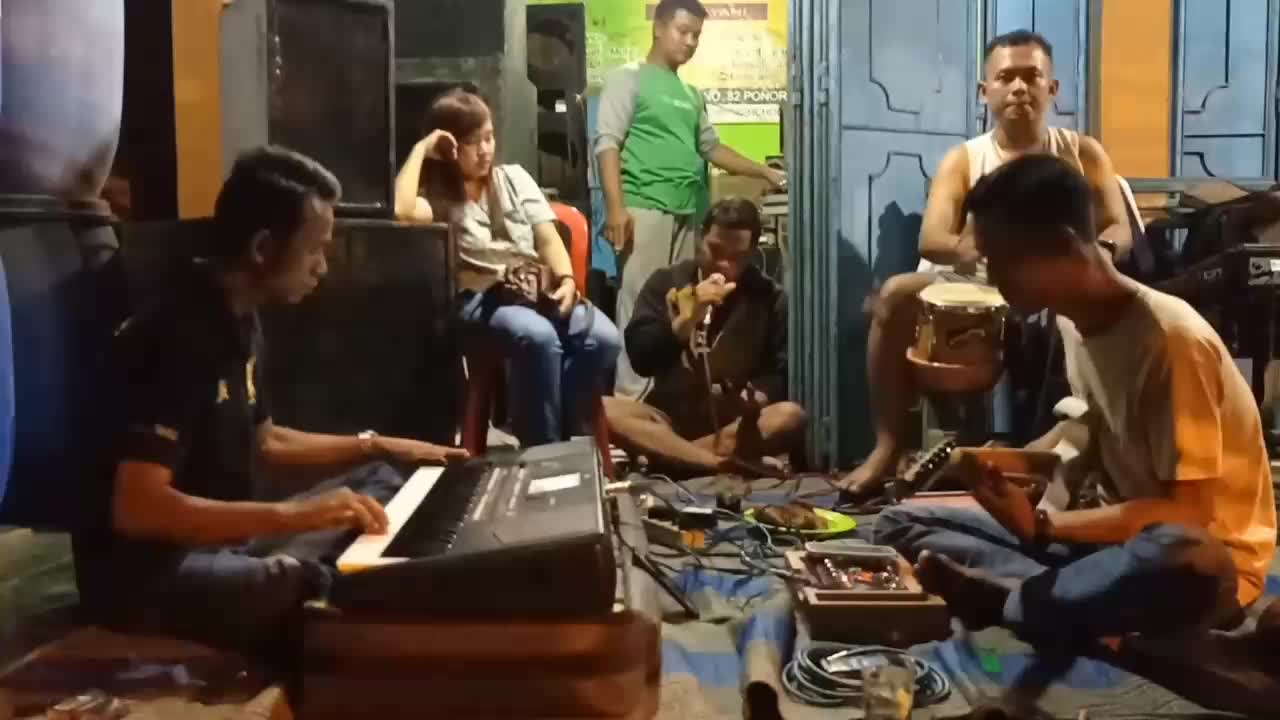 BISMILLAHIROHMANIRROHIM RSD2022 NAMA :WAHYU AGUNG SAPUTRA USIA :24 THUN ASAL KOTA :PONOROGO JATIM LAGU : KUNANTI DI PINTU SURGA 