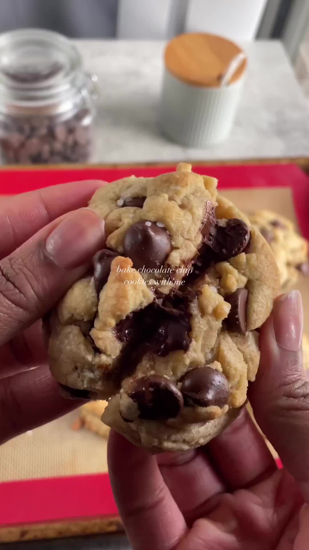 How to make chocolate chip cookies
