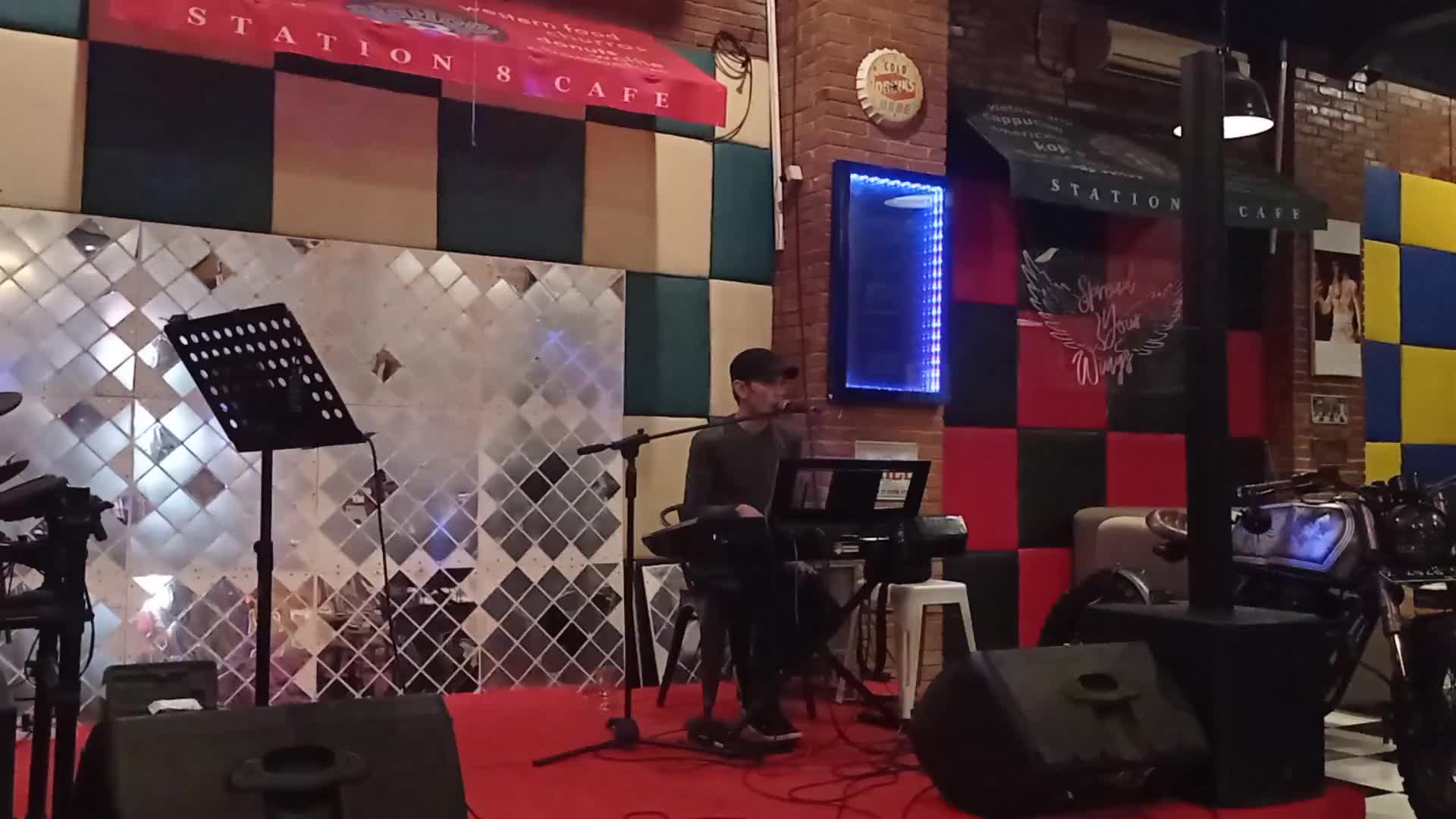 XF12021 SOLO STANLEY OKTOSA 37 Tahun Lembang - Bandung Barat Selalu Ada ( Black Out )