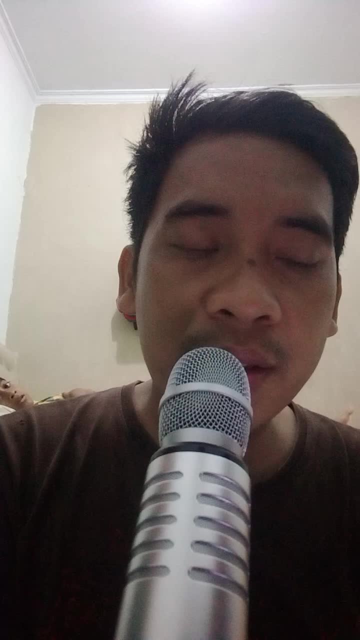 assalamualaikum nama saya Buyung Deri sondaris umur saya 38 th,,mudah mudahan ada rezeki buat keluarga saya,#voiceoframadhan