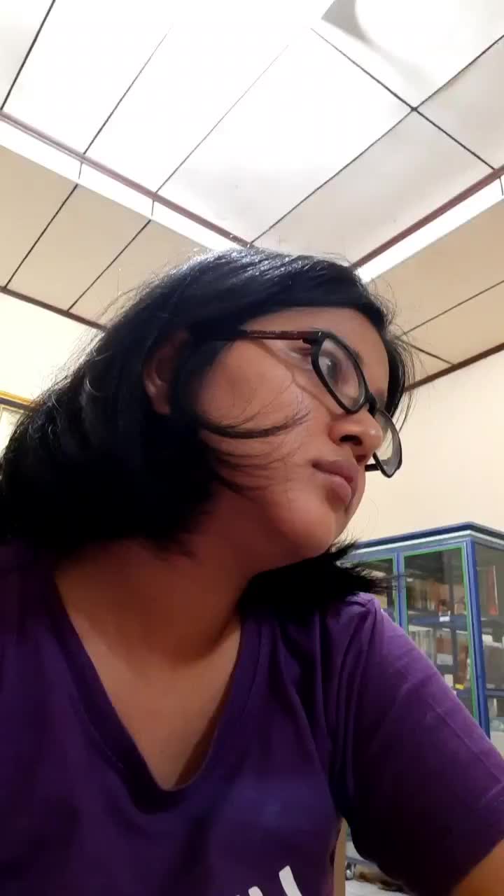 ekspresi dengerin si kawan