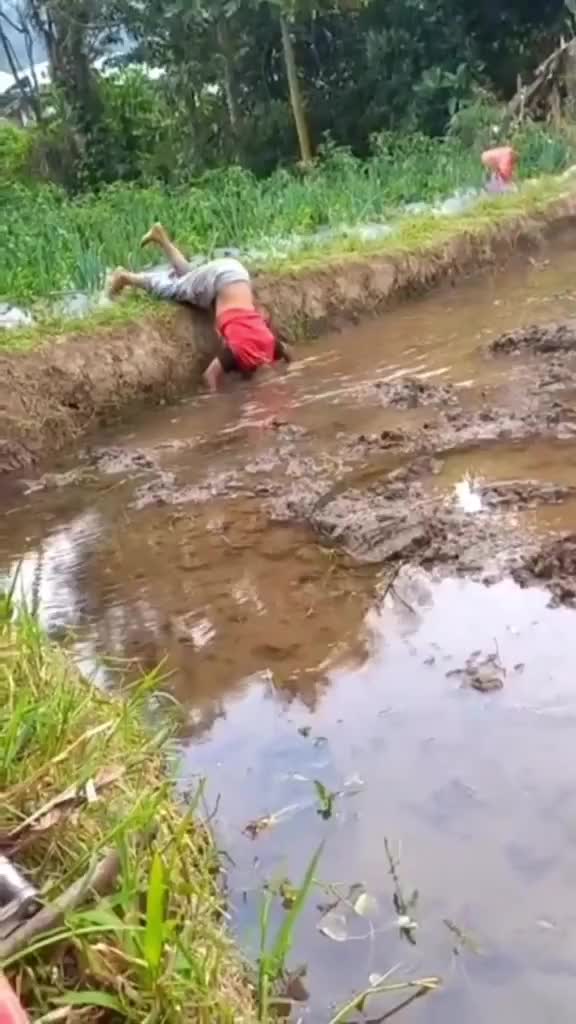 Abangnya Masih Ngantuk