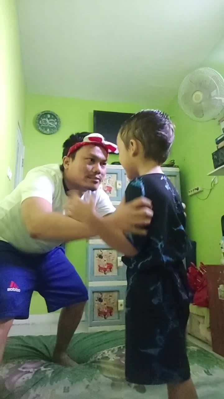 (Kamu ngebuLy intan ya) di buang sayang toLong bantu Love vote foLow share coment thanks for watching