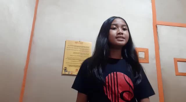 Penyanyi : Ni Made Arianingrum
Umu