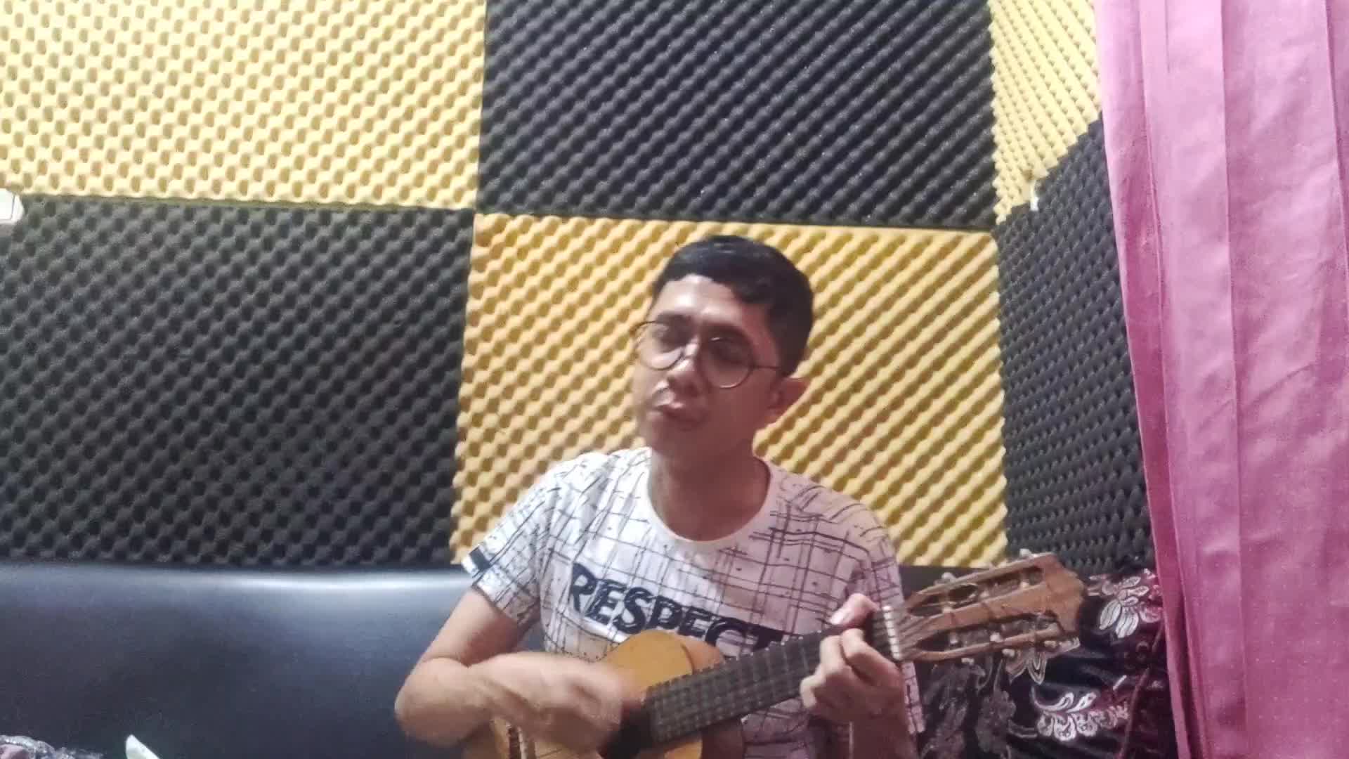 rafif - pergi (lagu ciptaan sendiri)