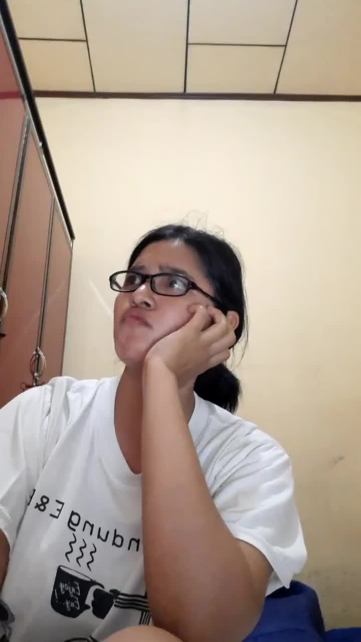 saya juga bisa galak.. ape luuu???