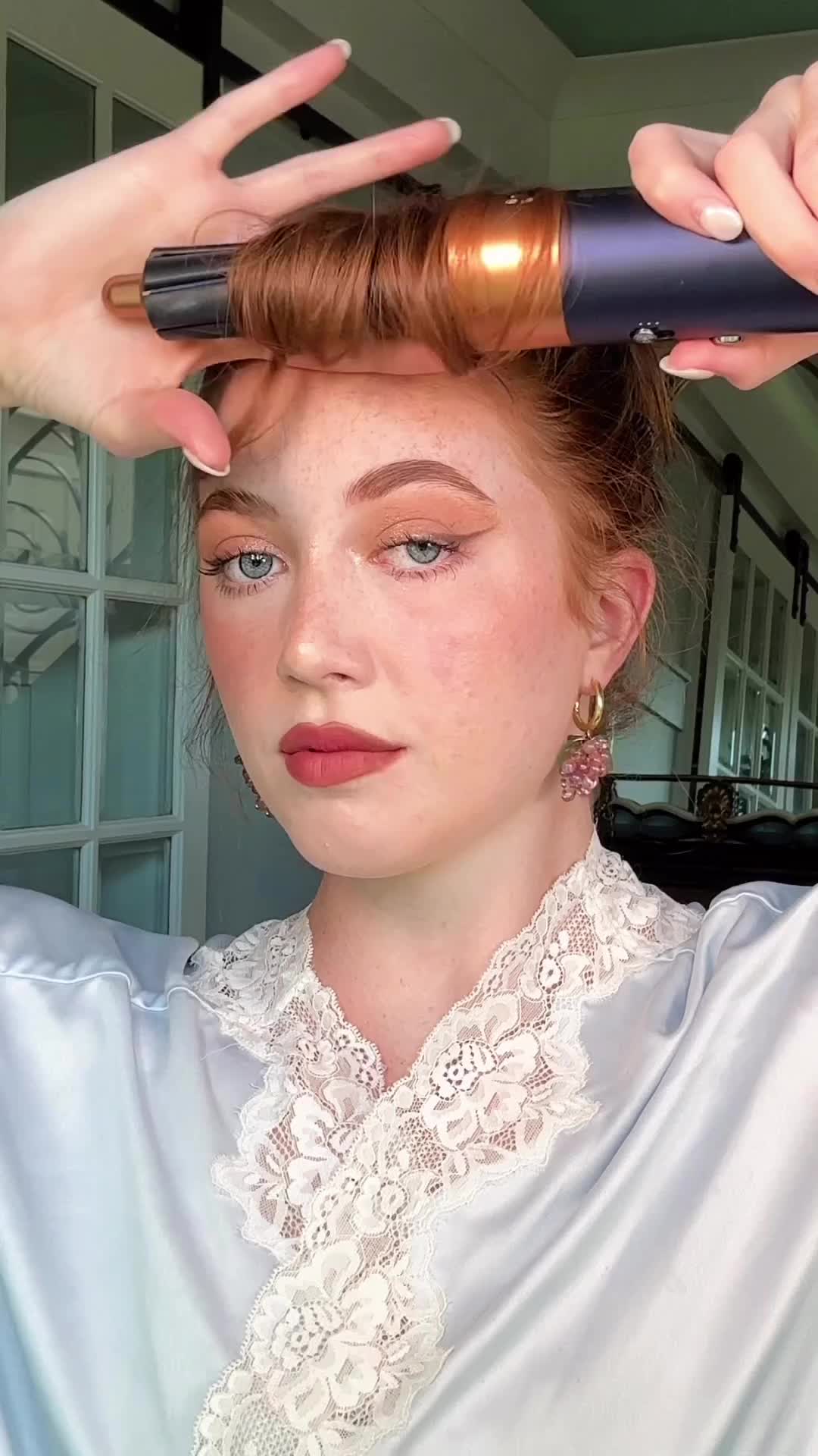 Cara style rambut untuk yang punya poni nih