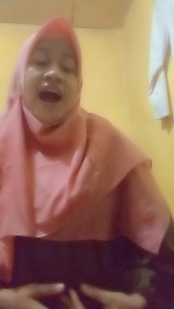 nama: Dini khairani hasibuan, asal kota dari Sumatra Utara Mandailing Natal, tinggal di Jakarta barat, umur 17 tahun, judul lagu:habibal 