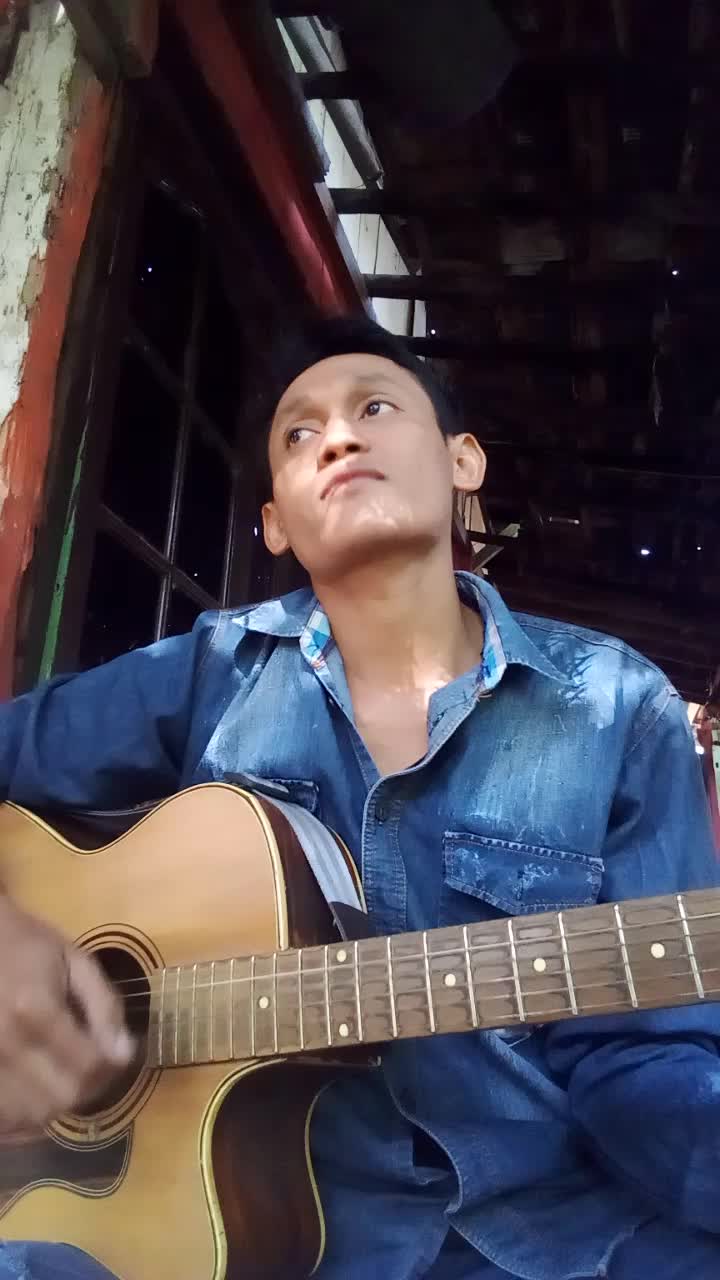 nama:andi wibowo.alamat .kedung dolog banyumeneng .kec.mranggen.kab.demak. usia 30 thun.judul lagu deen assalam.#voiceramadangtv.