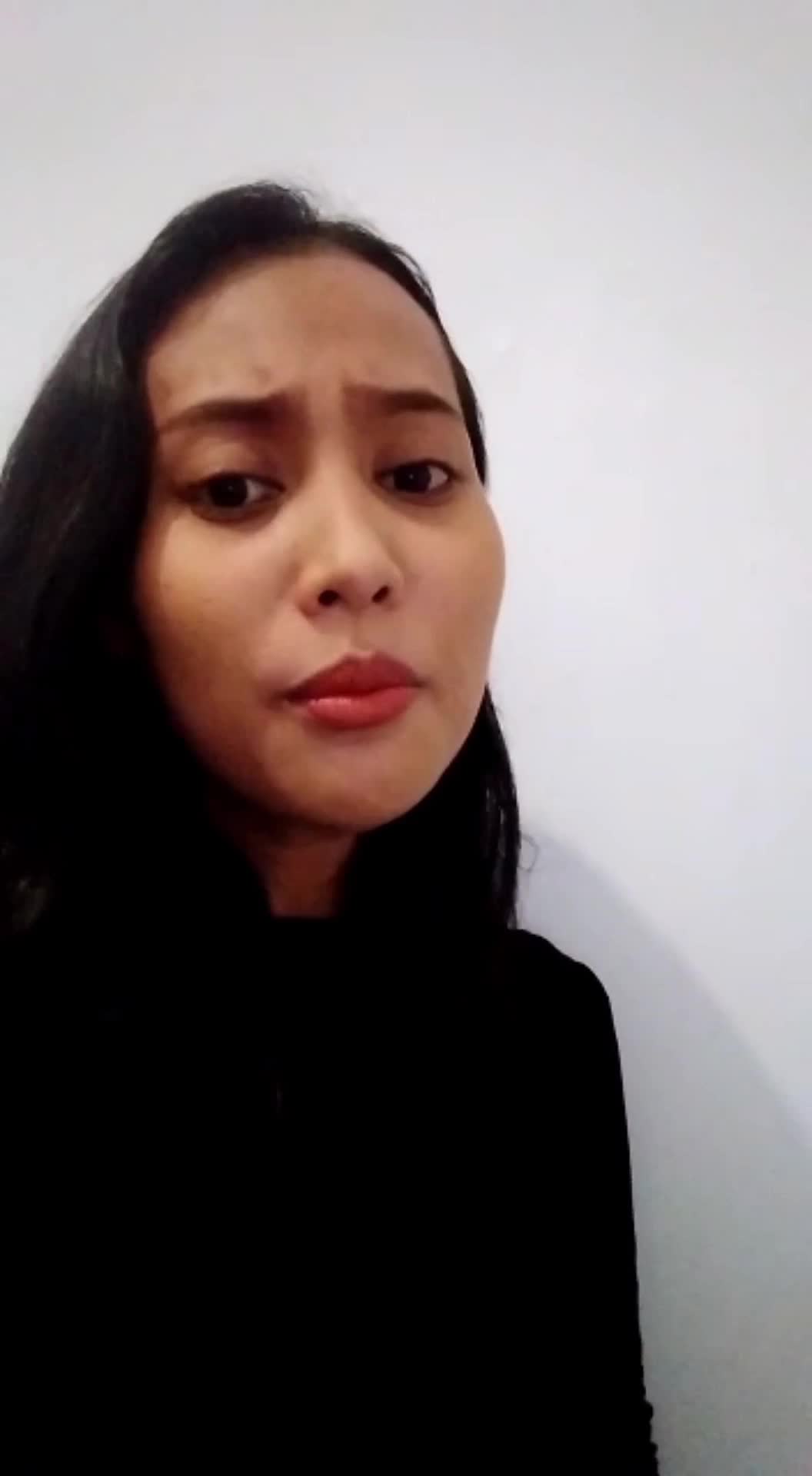 XFI2021 SOLO INDAH AMALIA 27 TAHUN KOTA MAKASSAR  AKU INI PUNYA SIAPA