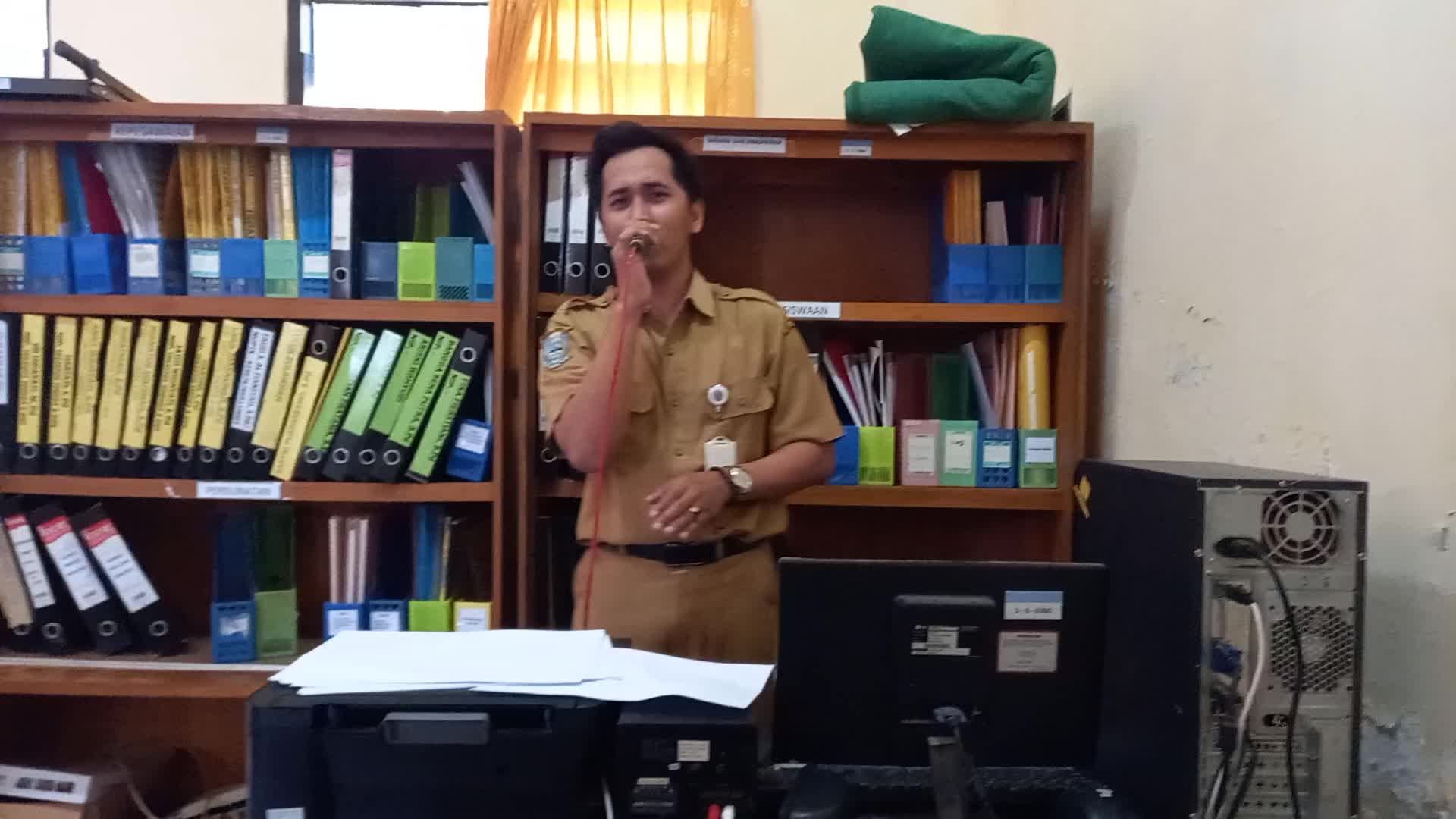 KELANGAN AUDISI RINGSTAR DANGDUT INDONESIA. NAMA : YASA USIA : 31Th ASAL : PASURUAN JAWA TIMUR