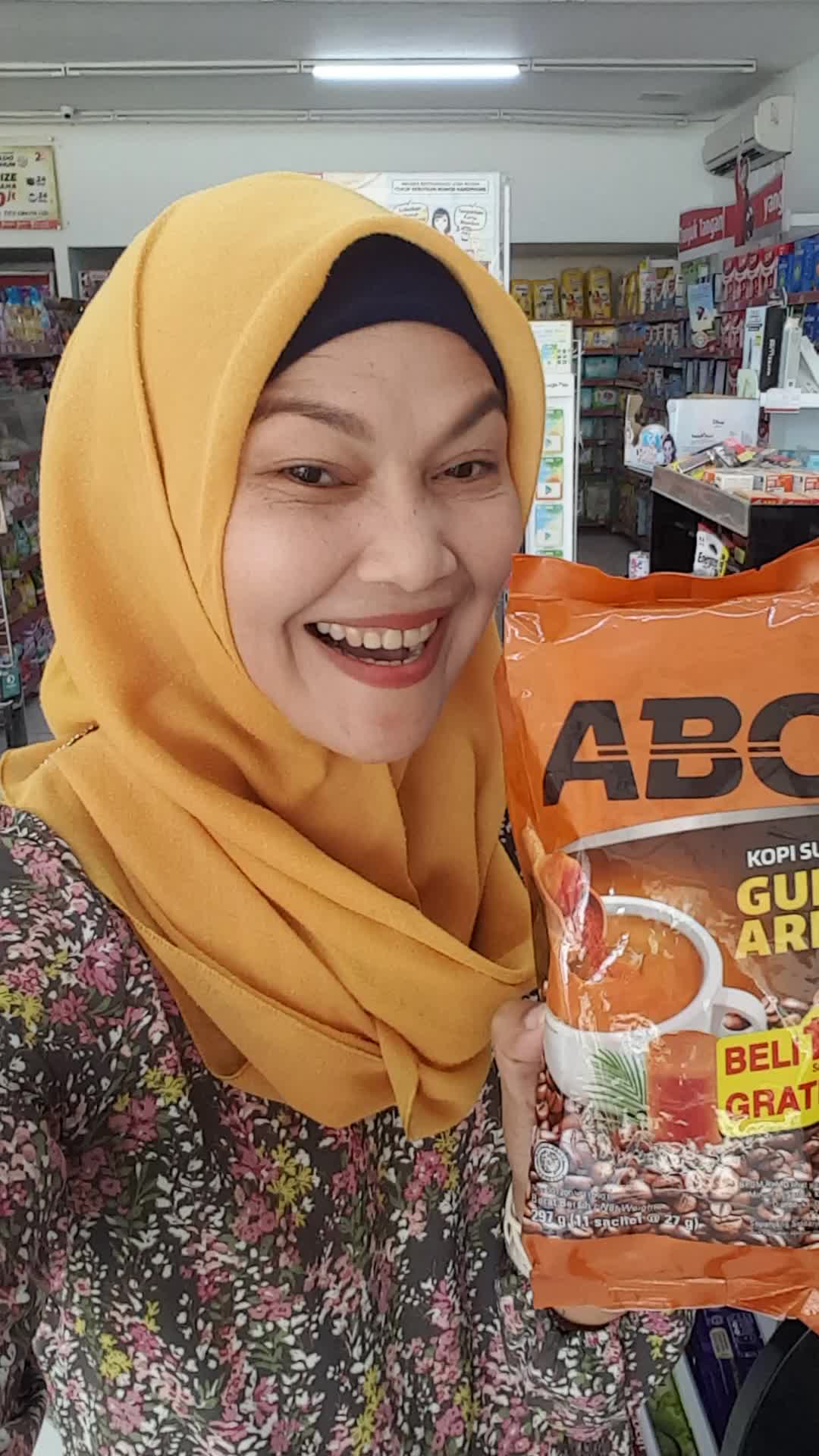 20 Sep 2023 Aty Ginting with product Pt Santos Coffee Milk Abc