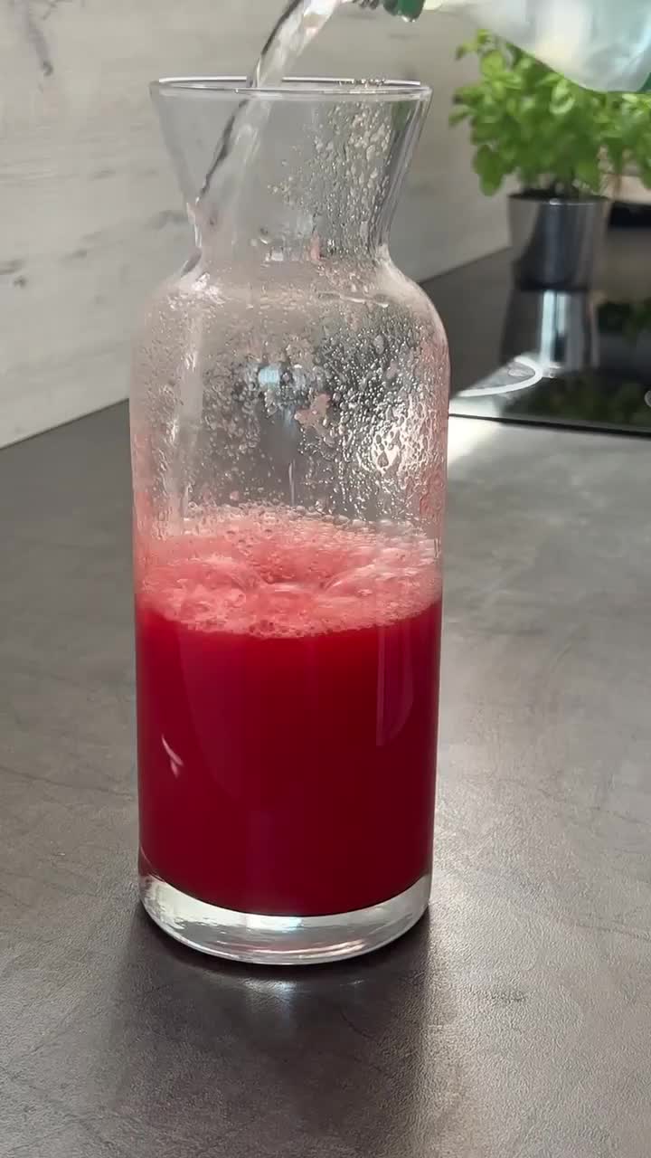 Seger banget nih semangka dibuat kaya ginii