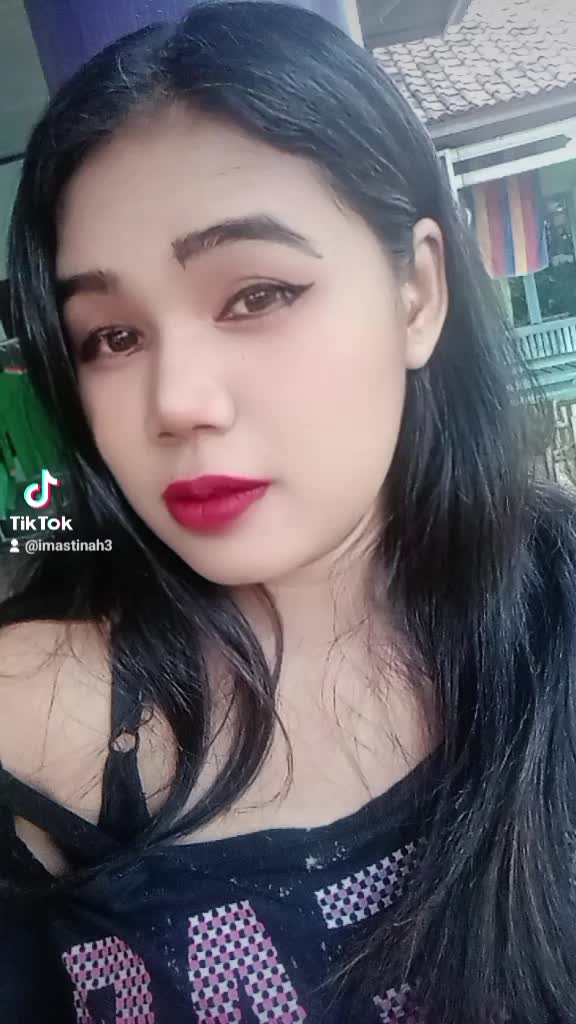 kebiasaan ku kriting jarina sampe nakal aku ngeselin mu?