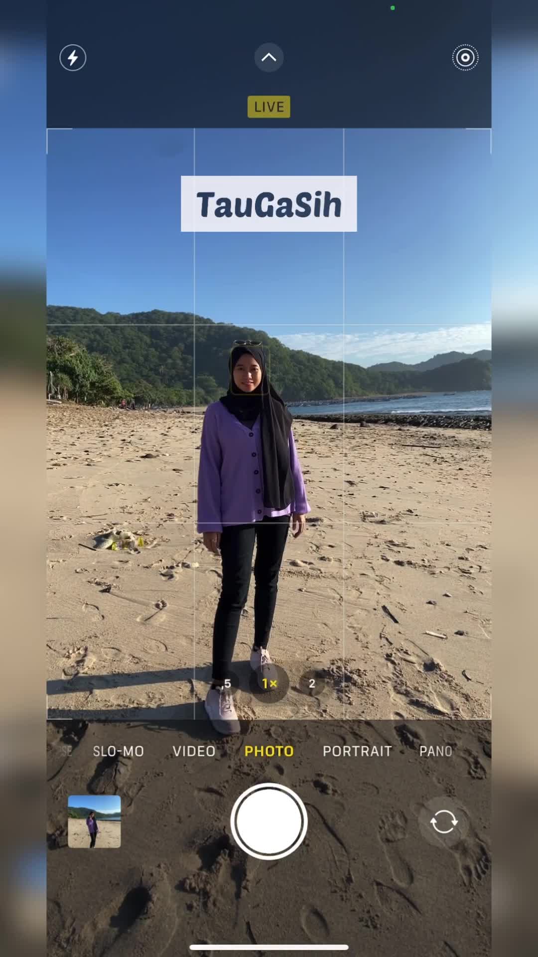 CARA FOTO OOTD DI TANGGA & DI PANTAI