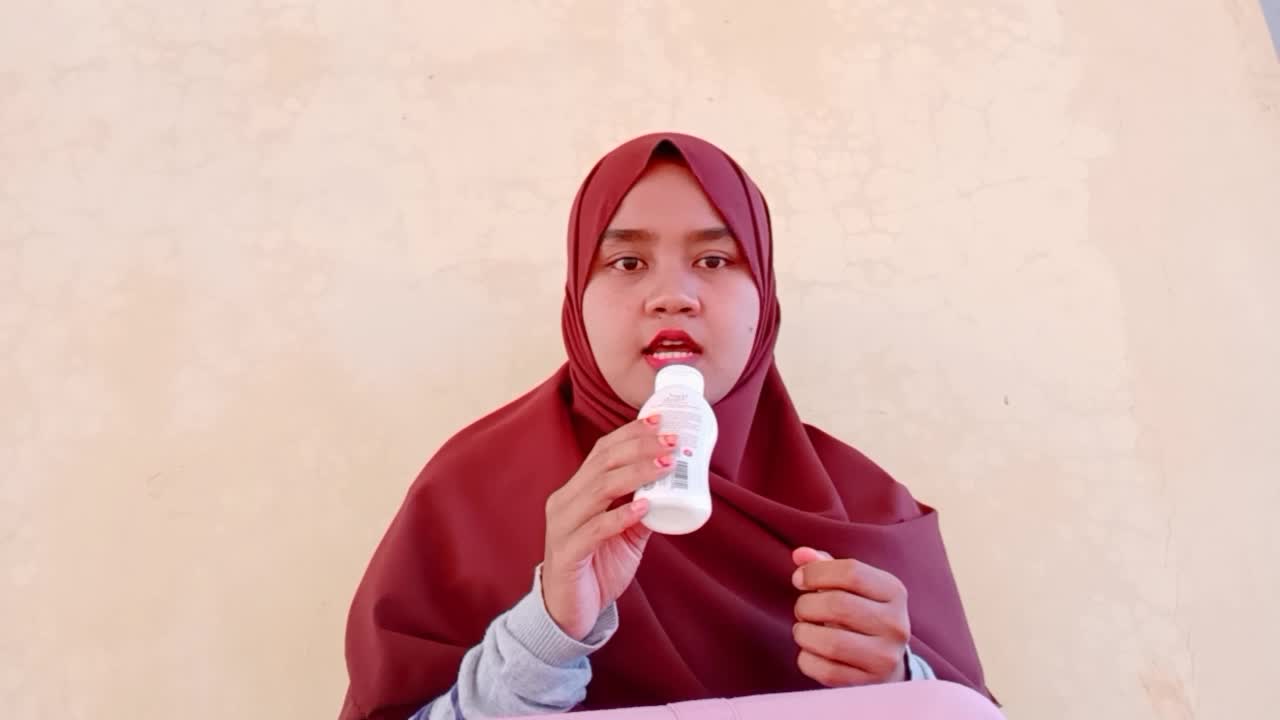 Elsa Rizanita_24 Tahun_Padang_Allahul Kafi & Hikmah