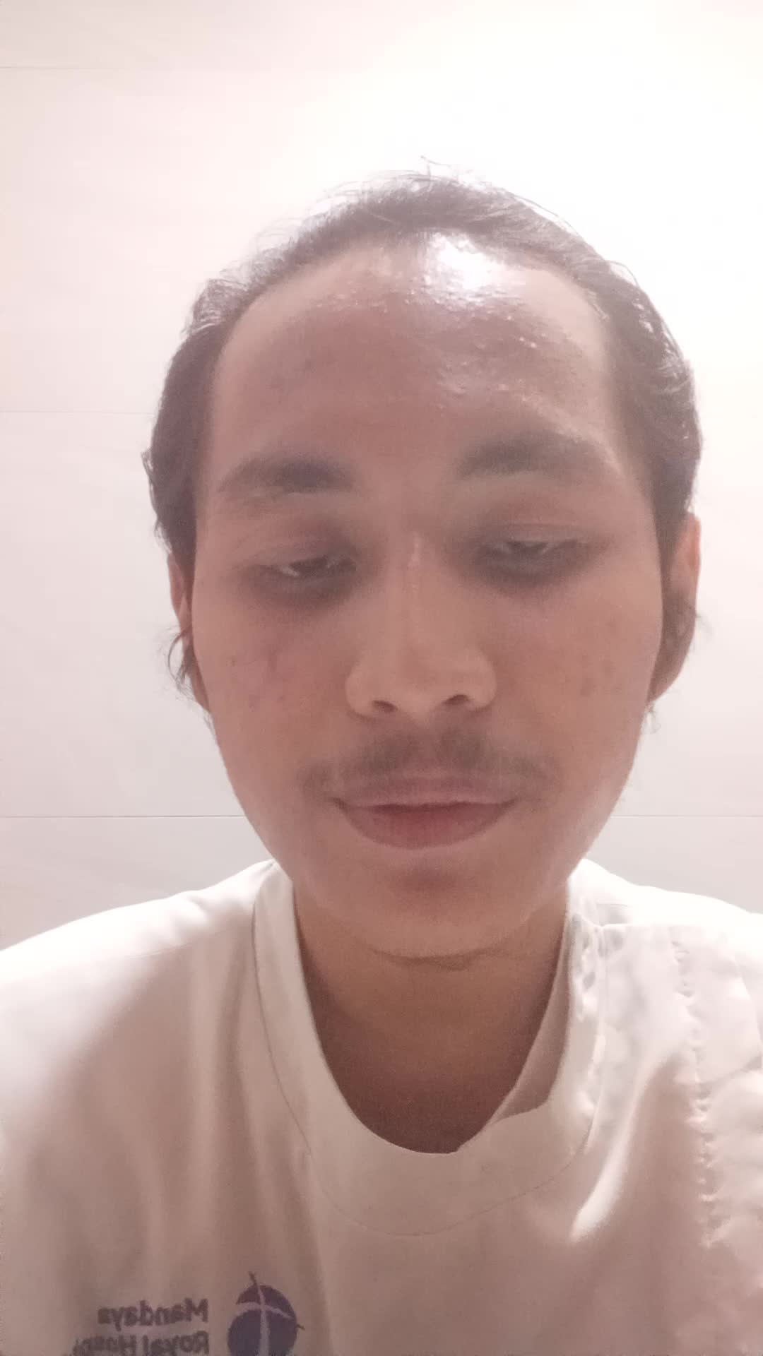 IDOL_XII ILHAM BOBBY YANUAR 23 TAHUN JAKARTA TERIMA KASIH CINTA