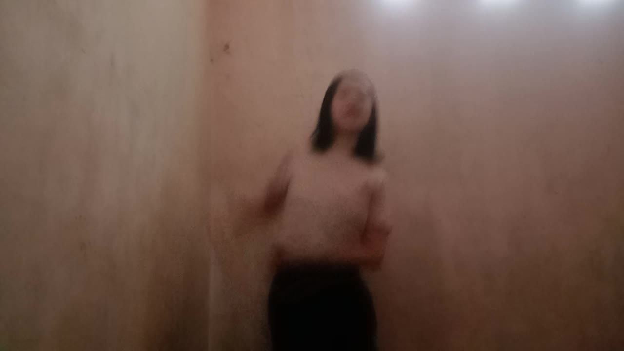 Dance cover by puji laytipa dari Tangerang 13 tahun 