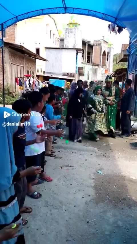Keseruan Lomba 17an (Lomba Lato~Lato) di buang sayang toLong bantu Love vote foLow share komen thanks for watching
